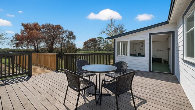 29927 County Road 25, Damon, TX 77430