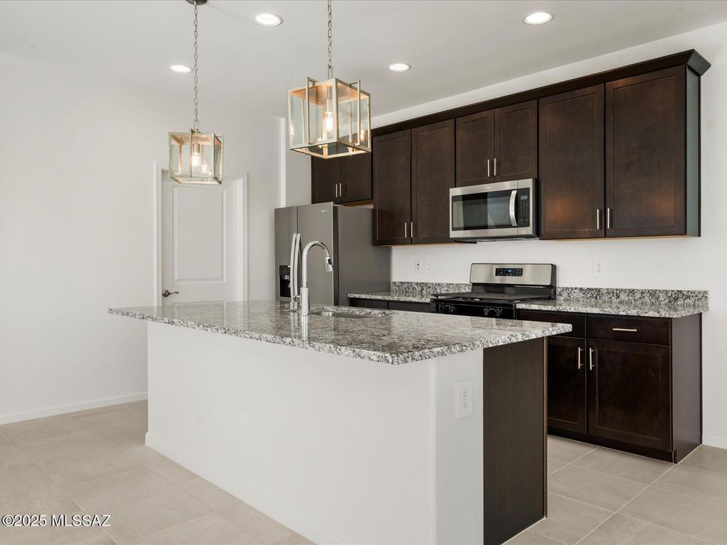 9763 W Larson Street, Marana, AZ 85658