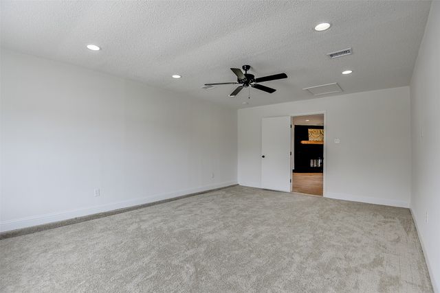 1105 Hickory Hill Drive, Arlington, TX 76014