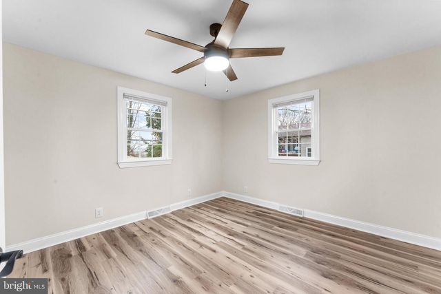 210 BEECHWOOD RD, Wilmington, DE 19809