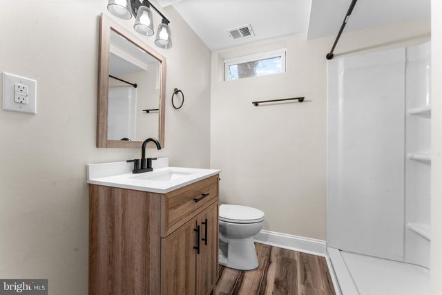 210 BEECHWOOD RD, Wilmington, DE 19809