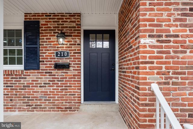 210 BEECHWOOD RD, Wilmington, DE 19809