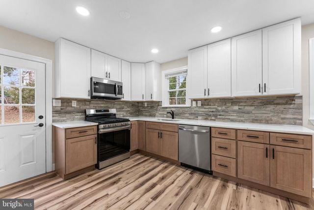 210 BEECHWOOD RD, Wilmington, DE 19809