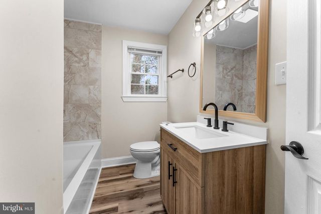 210 BEECHWOOD RD, Wilmington, DE 19809