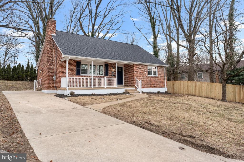 210 BEECHWOOD RD, Wilmington, DE 19809