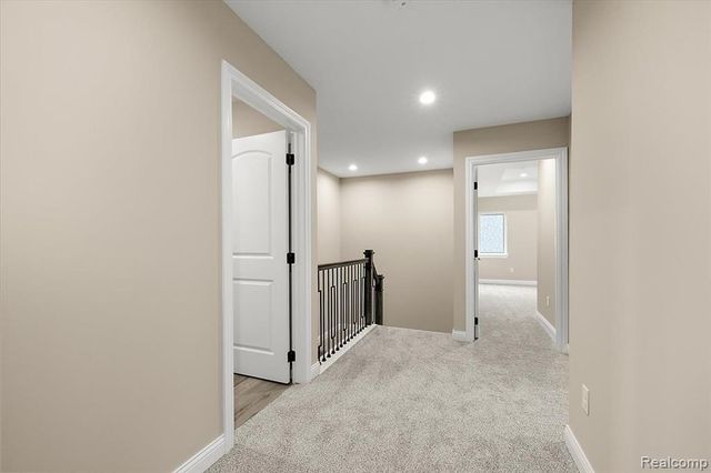 49241 London Bridge Drive, Macomb, MI 48042