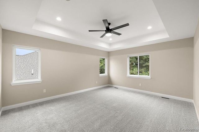 49241 London Bridge Drive, Macomb, MI 48042