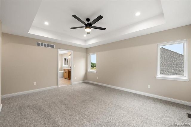 49241 London Bridge Drive, Macomb, MI 48042