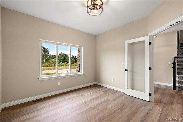 49241 London Bridge Drive, Macomb, MI 48042