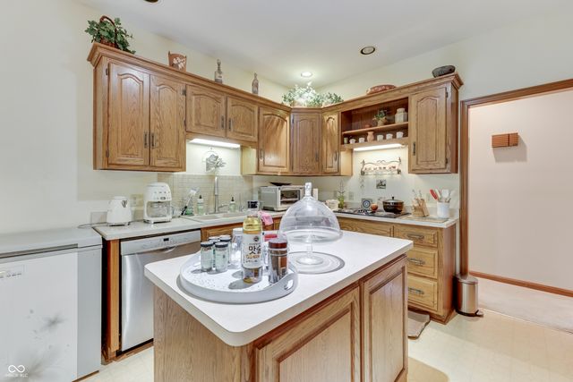 4944 Silver Springs Court, Greenwood, IN 46142