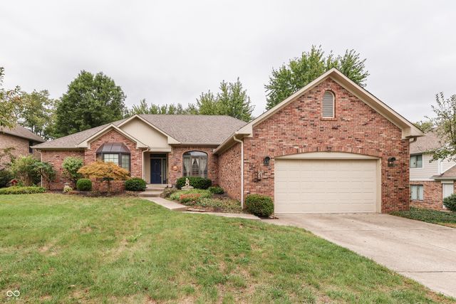 4944 Silver Springs Court, Greenwood, IN 46142