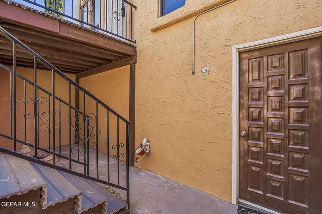 10604 Springwood Drive D, El Paso, TX 79935