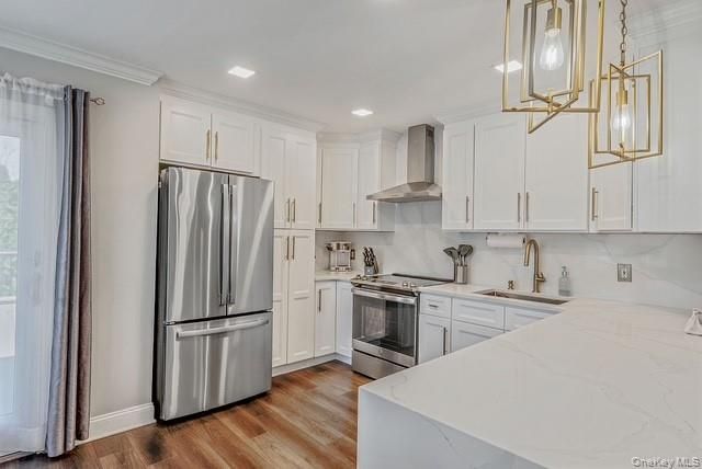 581 Roosevelt Avenue, Massapequa Park, NY 11762