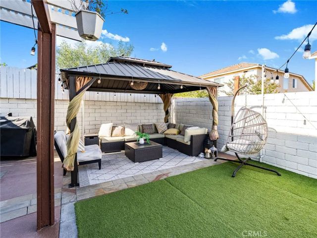 16938 Fern, Fontana, CA 92336