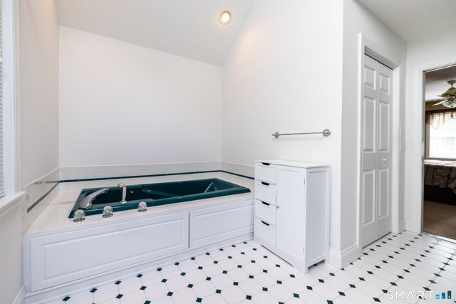 325 Georgetown Drive, Watertown, CT 06795