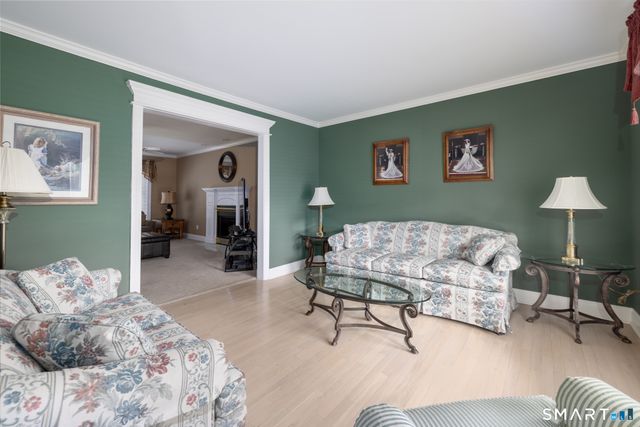 325 Georgetown Drive, Watertown, CT 06795