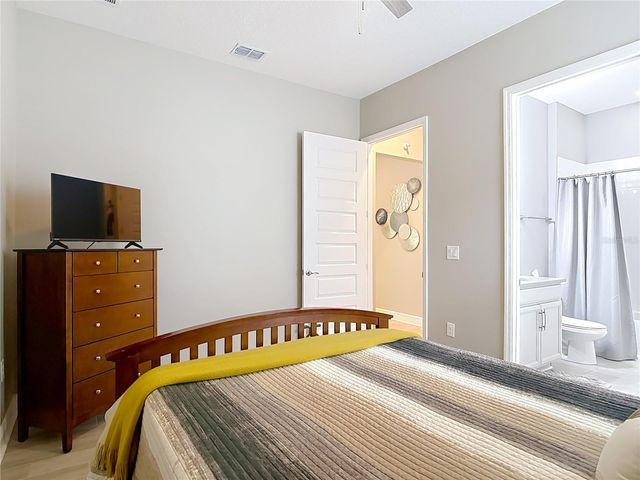 477 NOWELL LOOP, Deland, FL 32724