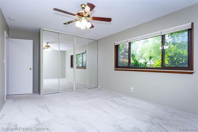 2475 Lafay, West Bloomfield, MI 48324