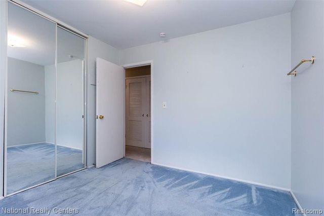 2475 Lafay, West Bloomfield, MI 48324