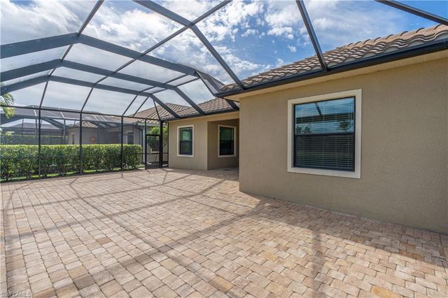 3549 Canopy CIR, Naples, FL 34120