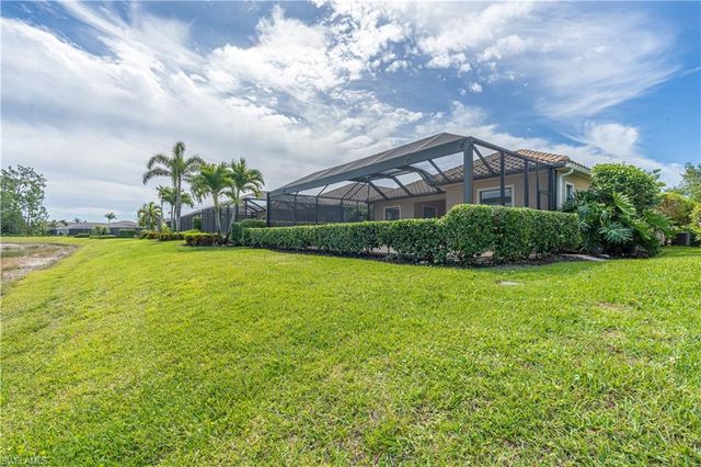 3549 Canopy CIR, Naples, FL 34120