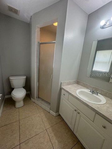 3619 E HENRY AVENUE, Tampa, FL 33610