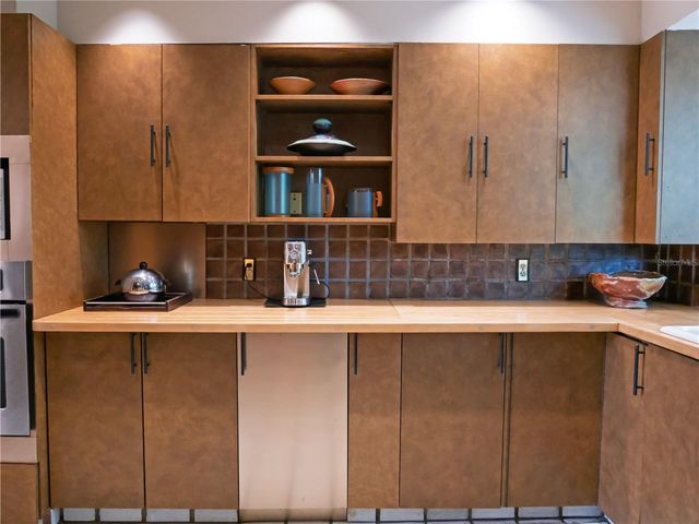 1330 INDIAN ROCKS ROAD, Belleair, FL 33756