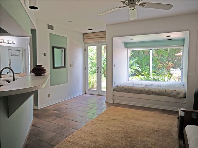 1330 INDIAN ROCKS ROAD, Belleair, FL 33756