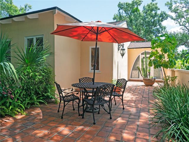 1330 INDIAN ROCKS ROAD, Belleair, FL 33756