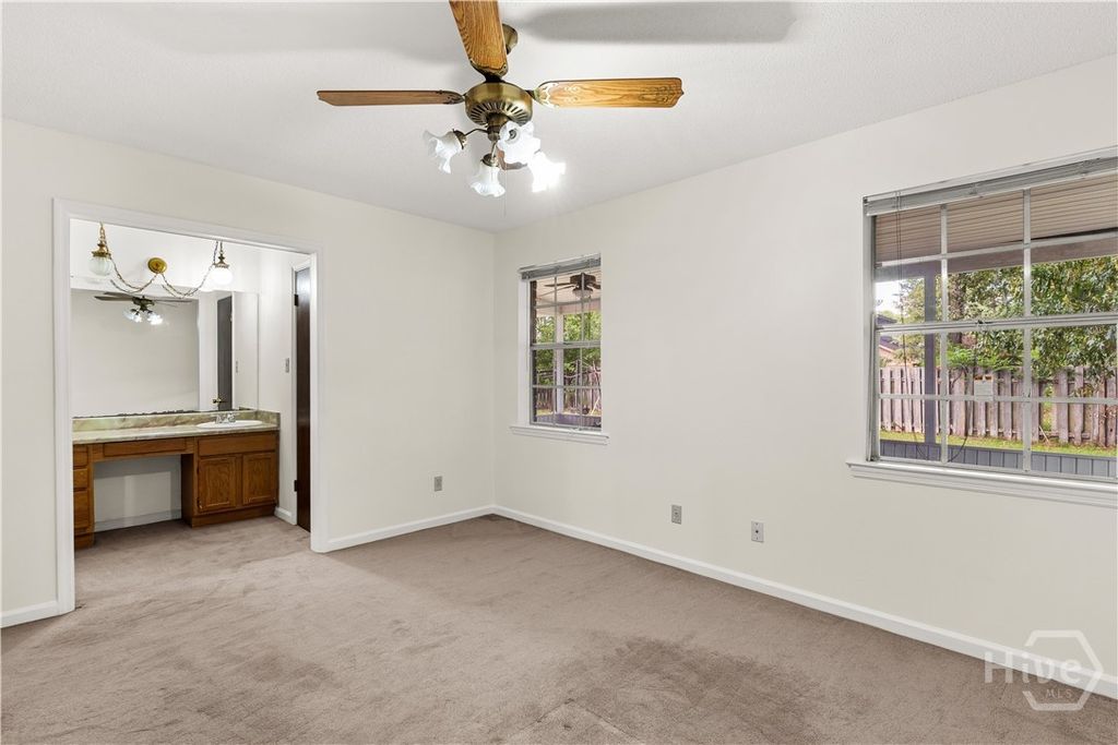 Image 10 of property listing at 64 Beaver Run Drive, Savannah, GA 31419