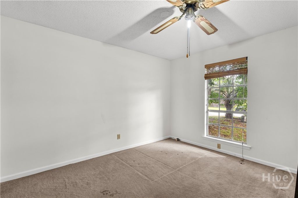 Image 16 of property listing at 64 Beaver Run Drive, Savannah, GA 31419