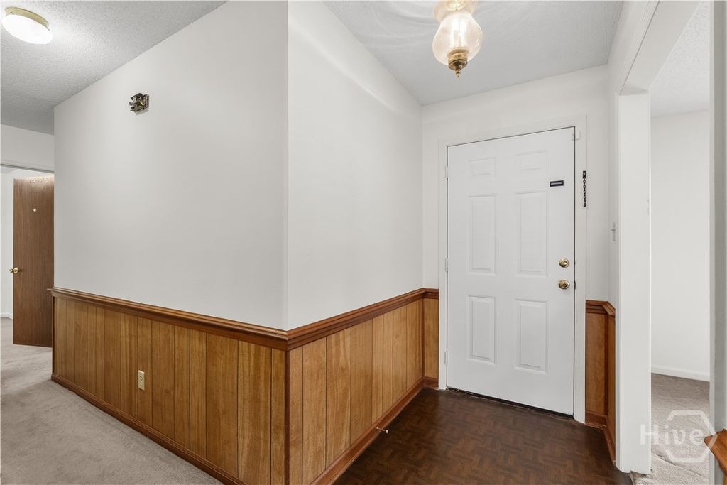 Image 2 of property listing at 64 Beaver Run Drive, Savannah, GA 31419