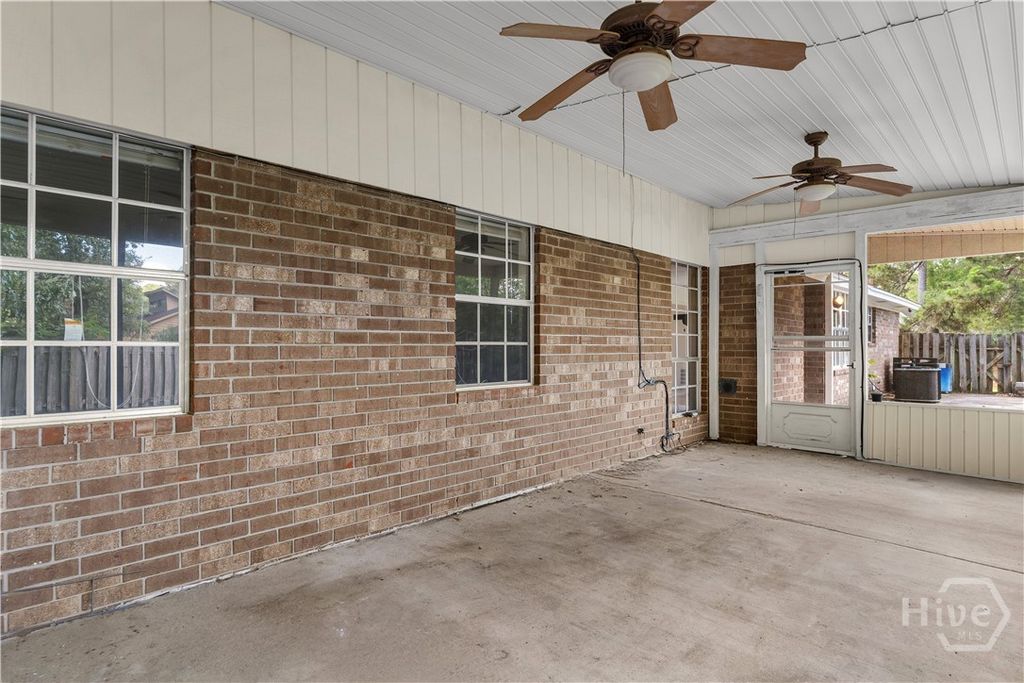 Image 29 of property listing at 64 Beaver Run Drive, Savannah, GA 31419
