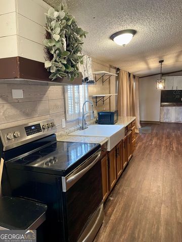 380 Jonah Hall Road, Wrightsville, GA 31096