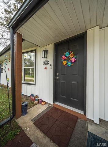 615 W 4th Street, Dixon, MO 65459