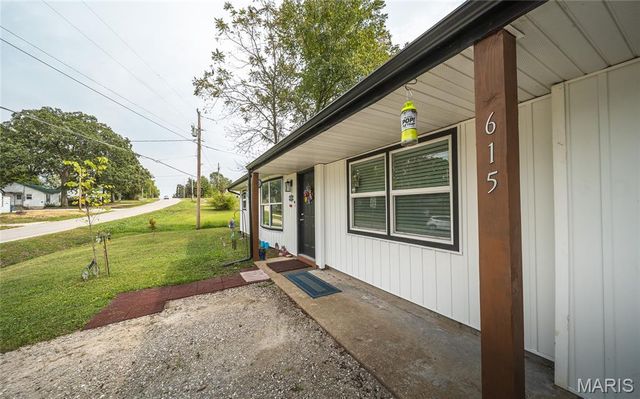 615 W 4th Street, Dixon, MO 65459