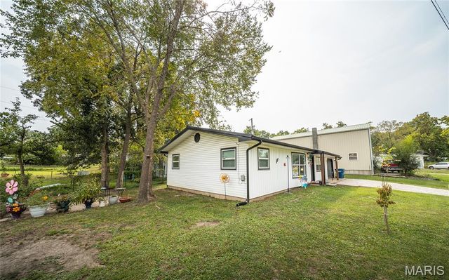 615 W 4th Street, Dixon, MO 65459