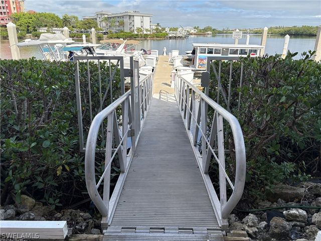 1345 5th AVE S, Naples, FL 34102