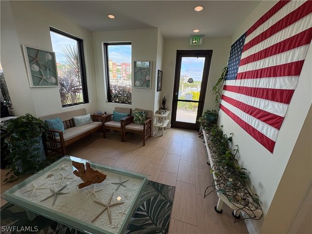 1345 5th AVE S, Naples, FL 34102