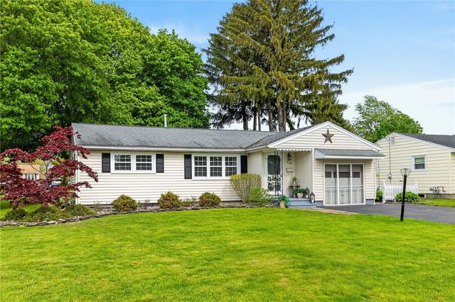110 Verstreet Drive, Greece, NY 14616