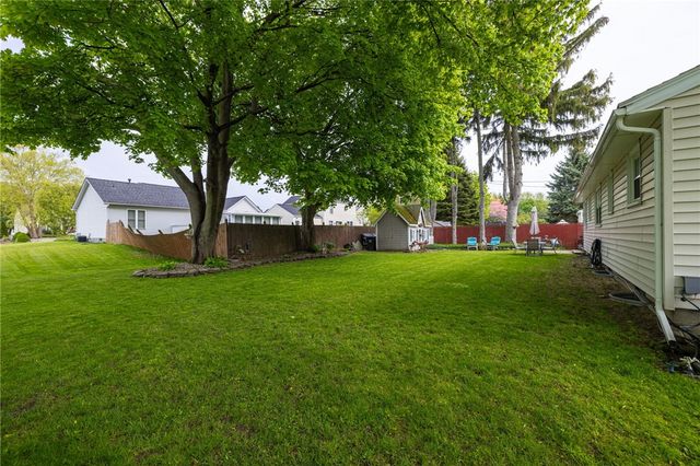 110 Verstreet Drive, Greece, NY 14616