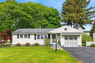 110 Verstreet Drive, Greece, NY 14616