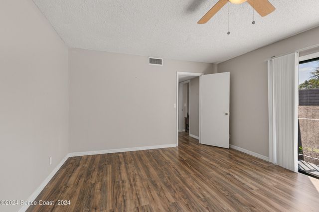 3414 Vista Oaks Circle NE, Palm Bay, FL 32905