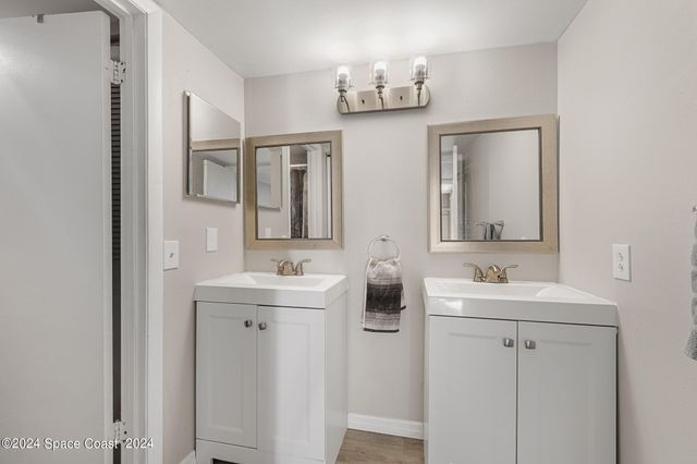 3414 Vista Oaks Circle NE, Palm Bay, FL 32905