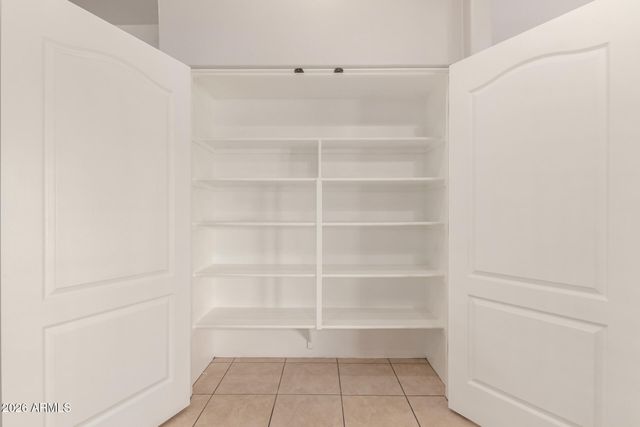 7802 W ORANGEWOOD Avenue, Glendale, AZ 85303