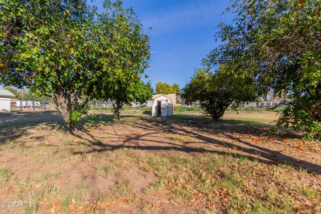 7802 W ORANGEWOOD Avenue, Glendale, AZ 85303