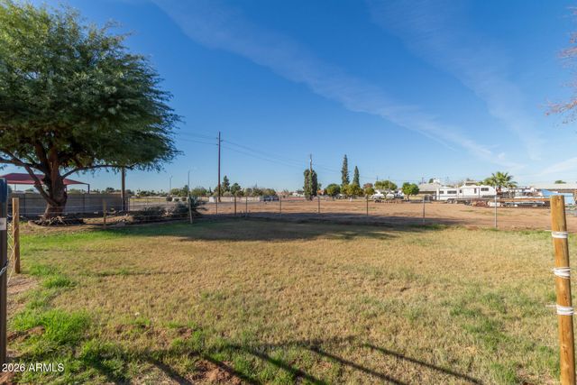 7802 W ORANGEWOOD Avenue, Glendale, AZ 85303