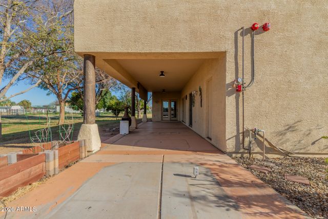 7802 W ORANGEWOOD Avenue, Glendale, AZ 85303