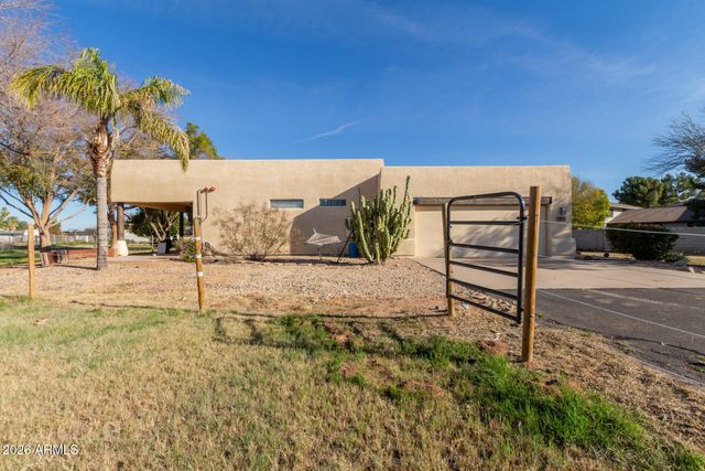 7802 W ORANGEWOOD Avenue, Glendale, AZ 85303