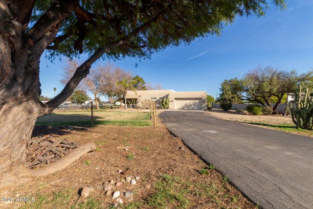 7802 W ORANGEWOOD Avenue, Glendale, AZ 85303